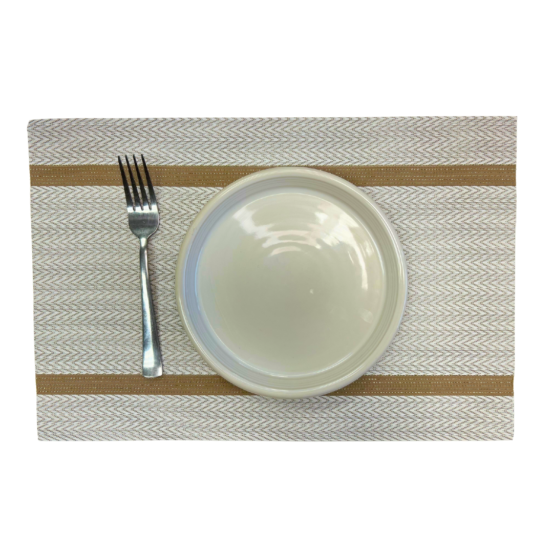 white place mat with gold stripes